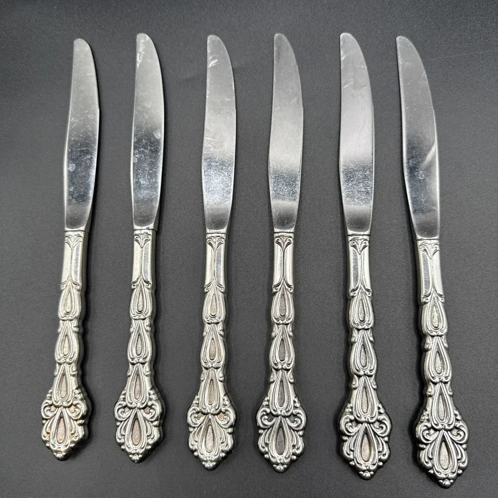Oneida Chandelier Set of 6 Butter Knives Community Stainless Flatware Butter